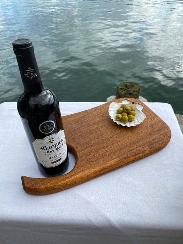 Curved Mango Wood Charcuterie Board 1 curved mango wood Charcuterie Board