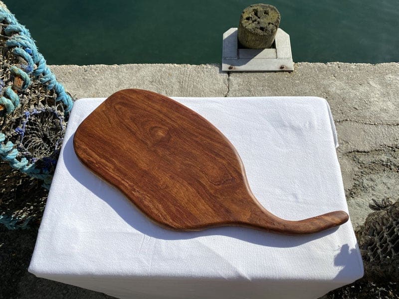 Large Xylia Charcuterie Board with Tail Handle 2 Large Xylia Charcuterie Board with Tail Handle