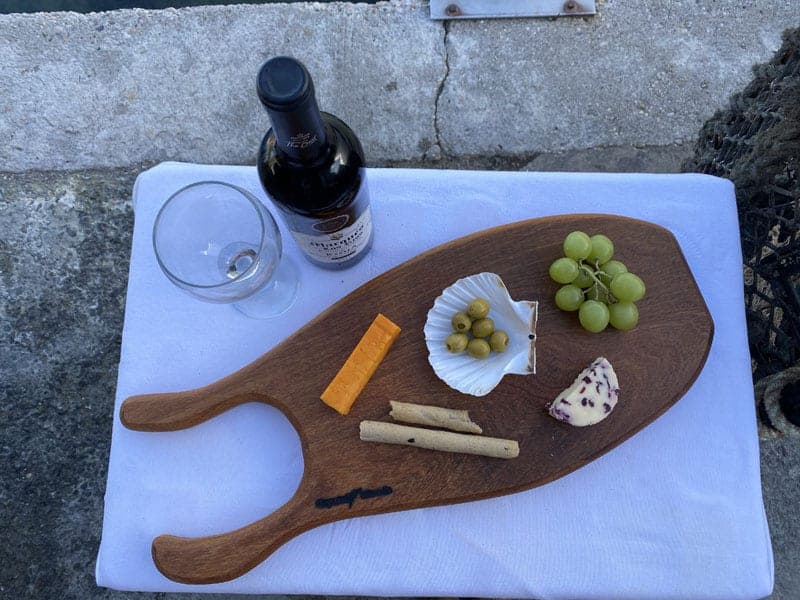 Pisces Twin Tail Fish-Shaped Charcuterie Board 2 Pisces Twin Tail Fish-Shaped Charcuterie Board