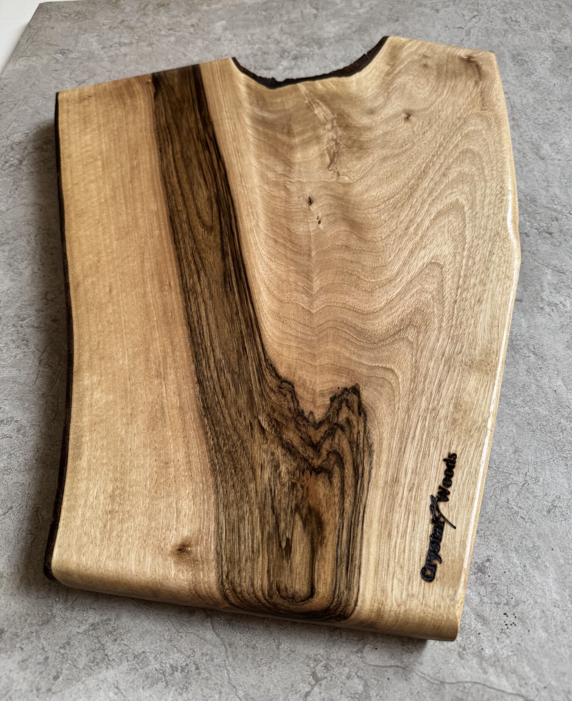 Live Edge English Walnut Chopping Board / Charcuterie Board 5 walnut charcuterie board